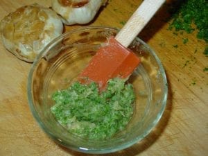 Roasted garlic & parsley paste