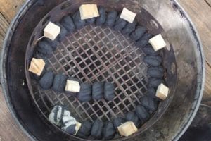 Setting up a briquet snake for cold-smoking