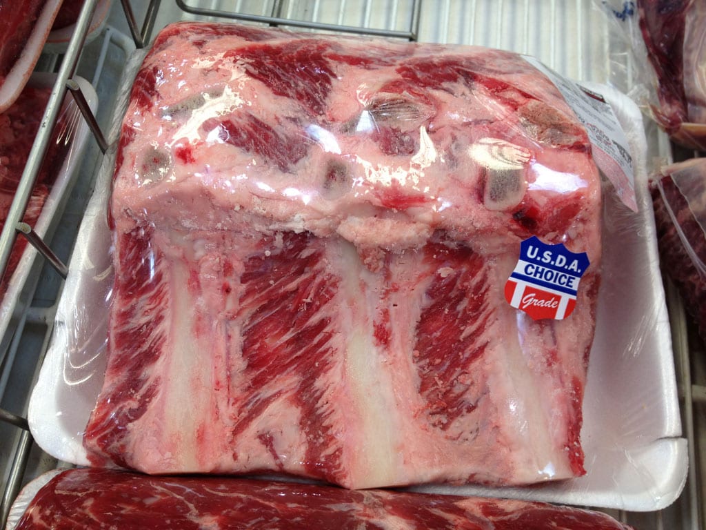 A USDA Choice grade, 3-rib roast