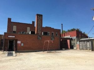 View of Smitty's Market from parking lot