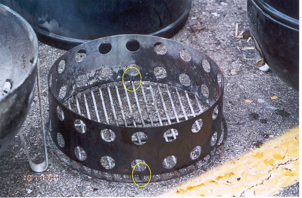 Connected charcoal ring and grate