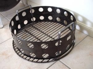 3-in-1 grate with charcoal chamber