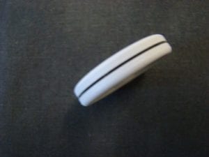Edge view of grommet