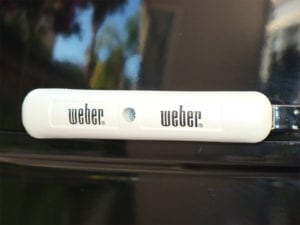 Close-up of lid edge handle