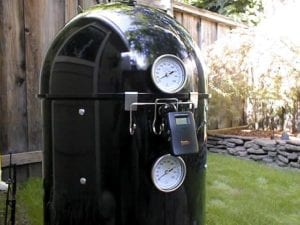 Dual thermometer installation with probe holder