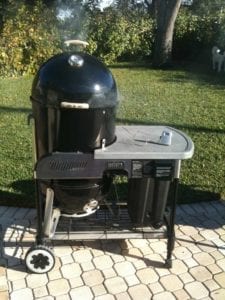 WSM 22.5 in Weber Performer frame