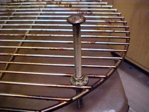 Bottom grate spacers closeup