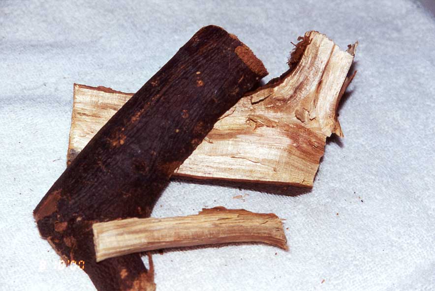 Kiawe smoke wood pieces