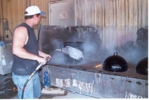 Hot pressure washing the WSM parts