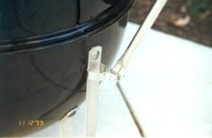Tubular brace connected to leg