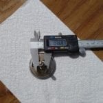 Measuring the threaded mounting base