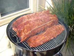 Front view of ribs in rib rack