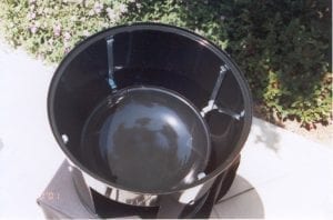 Water pan in middle cooking section